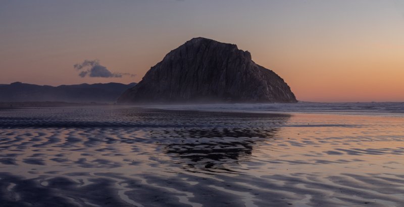 Morro-Rock-Sun-Down