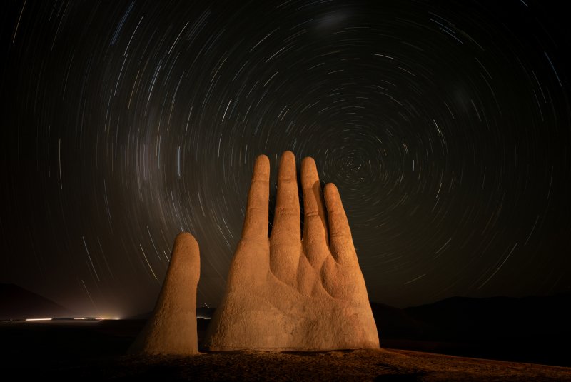 El Mano Del Desierto Star Trail, Chile